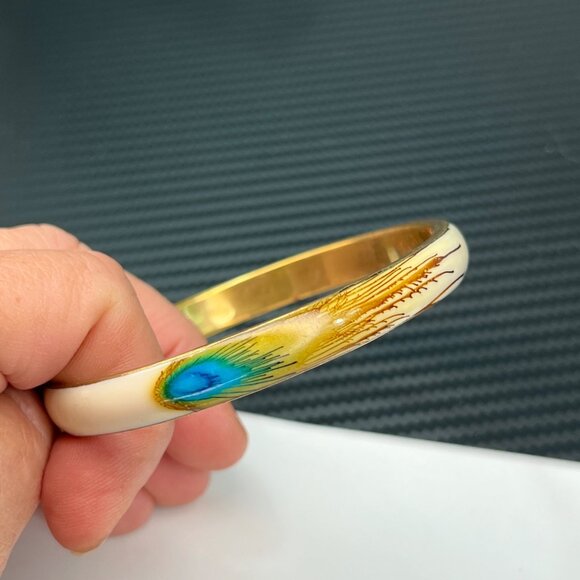 Vintage Enamel Peacock Feather Bangle Gold-Tone Bracelet Cream Blue Green - Picture 2 of 11